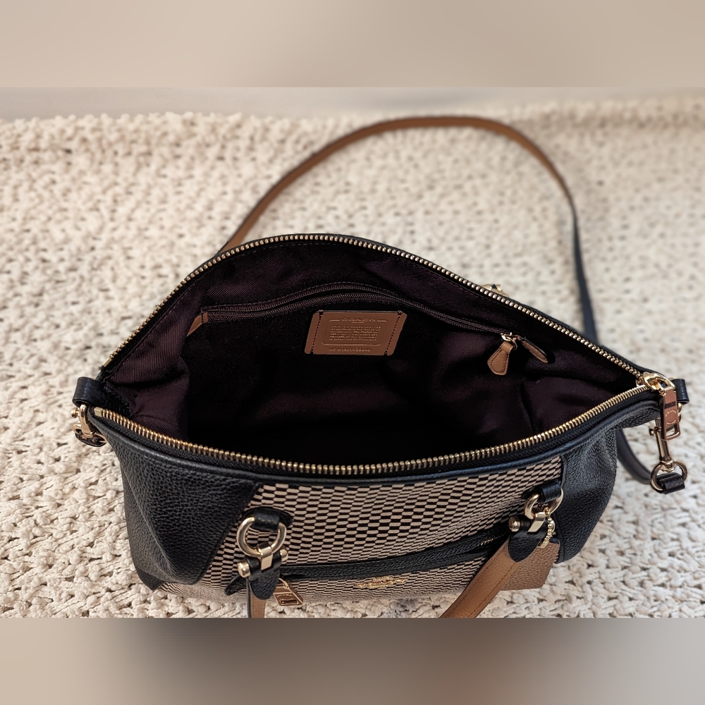 Coach crossbody purse